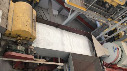 (圖:工業(yè)清洗泡沫)