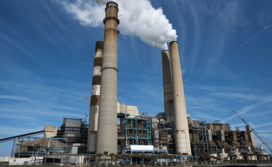 (圖:電廠脫硫塔)